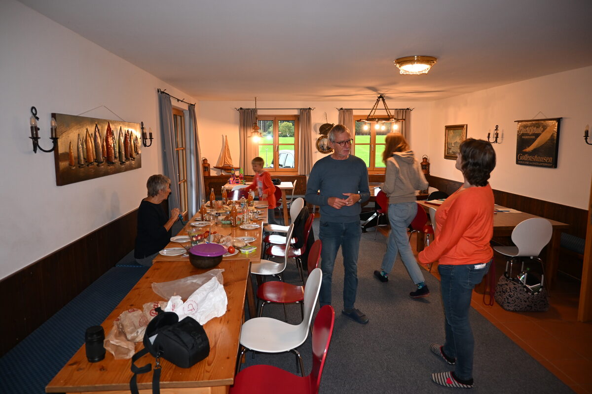 Gemeinsames Abendessen im Seglerhaus